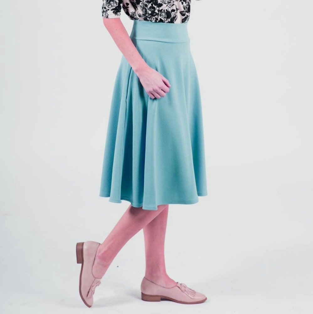 NWT Agnes & Dora Midi Skirt